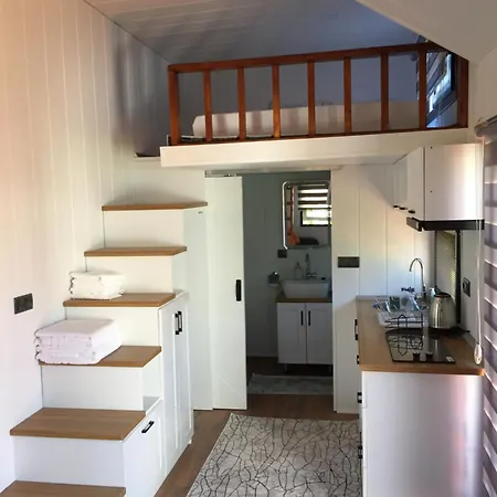 بيت ضيافة Sakiz Tinyhouse *