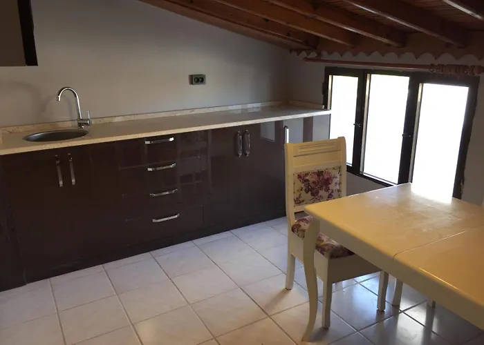 Sakiz Tinyhouse Gasthuis *